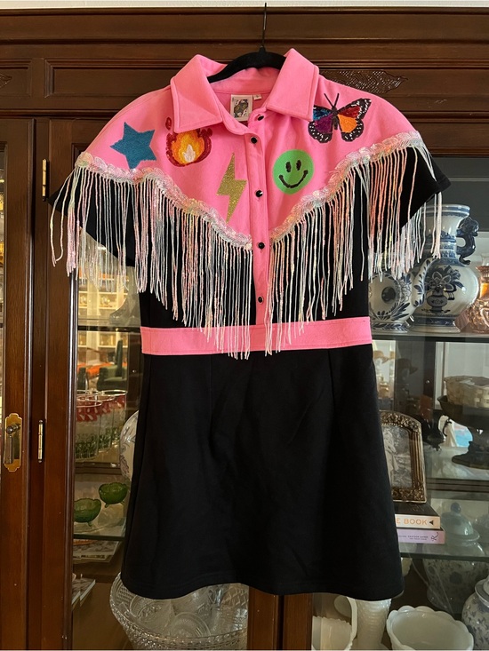 QUEEN OF SPARKLES Dresses & Skirts - Queen of Hearts western inspired mini dress Size S
